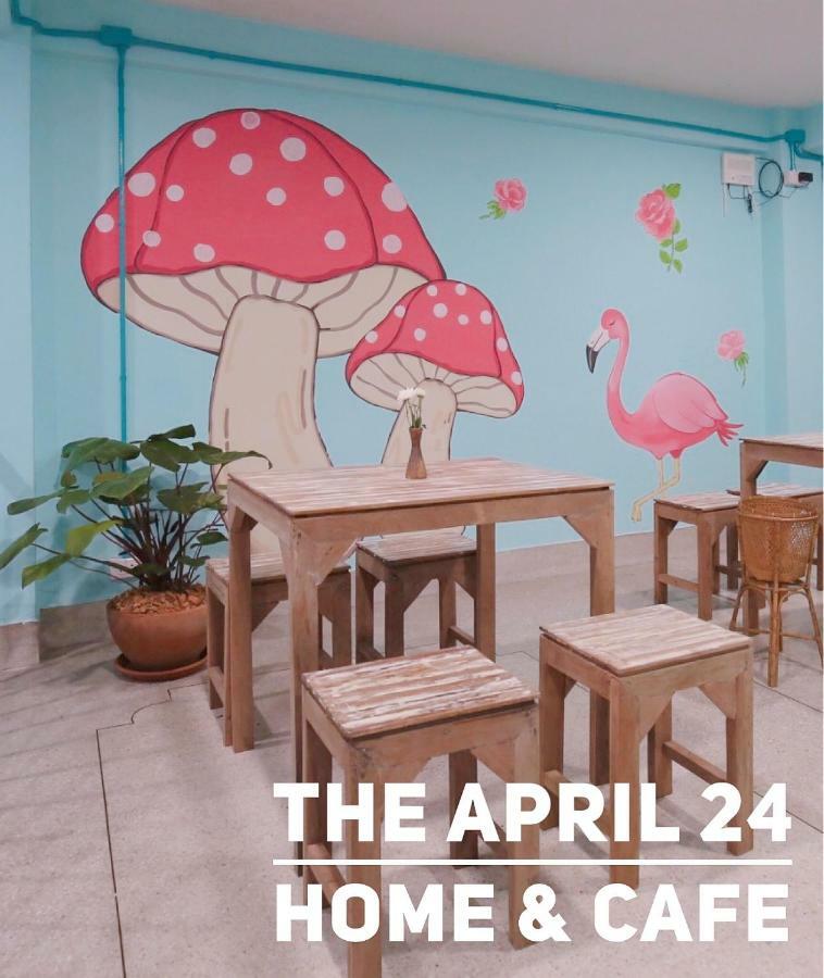 The April 24 Home Бангкок Экстерьер фото